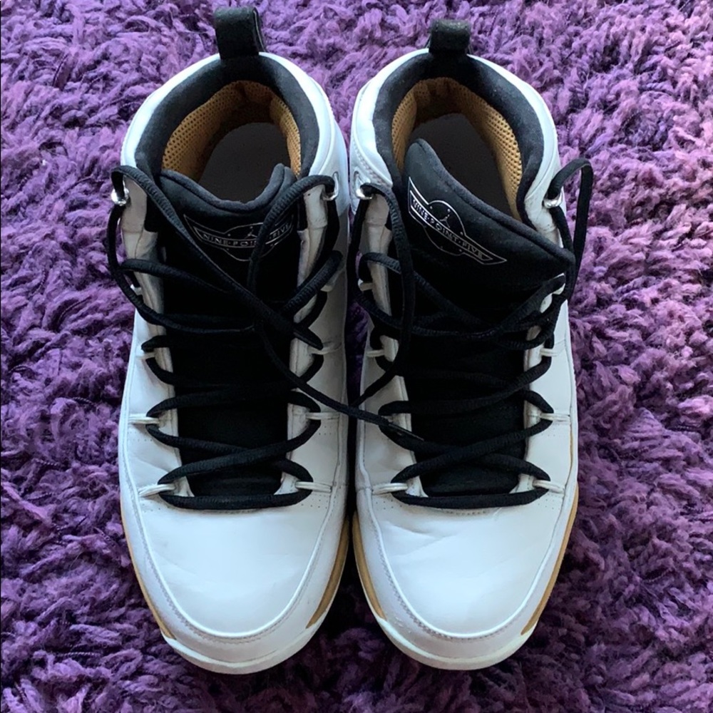Men’s shoes